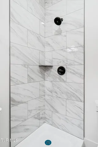 $525,000 | 1533 Pactolas Road, Unit 105, Johnson City, TN 37604