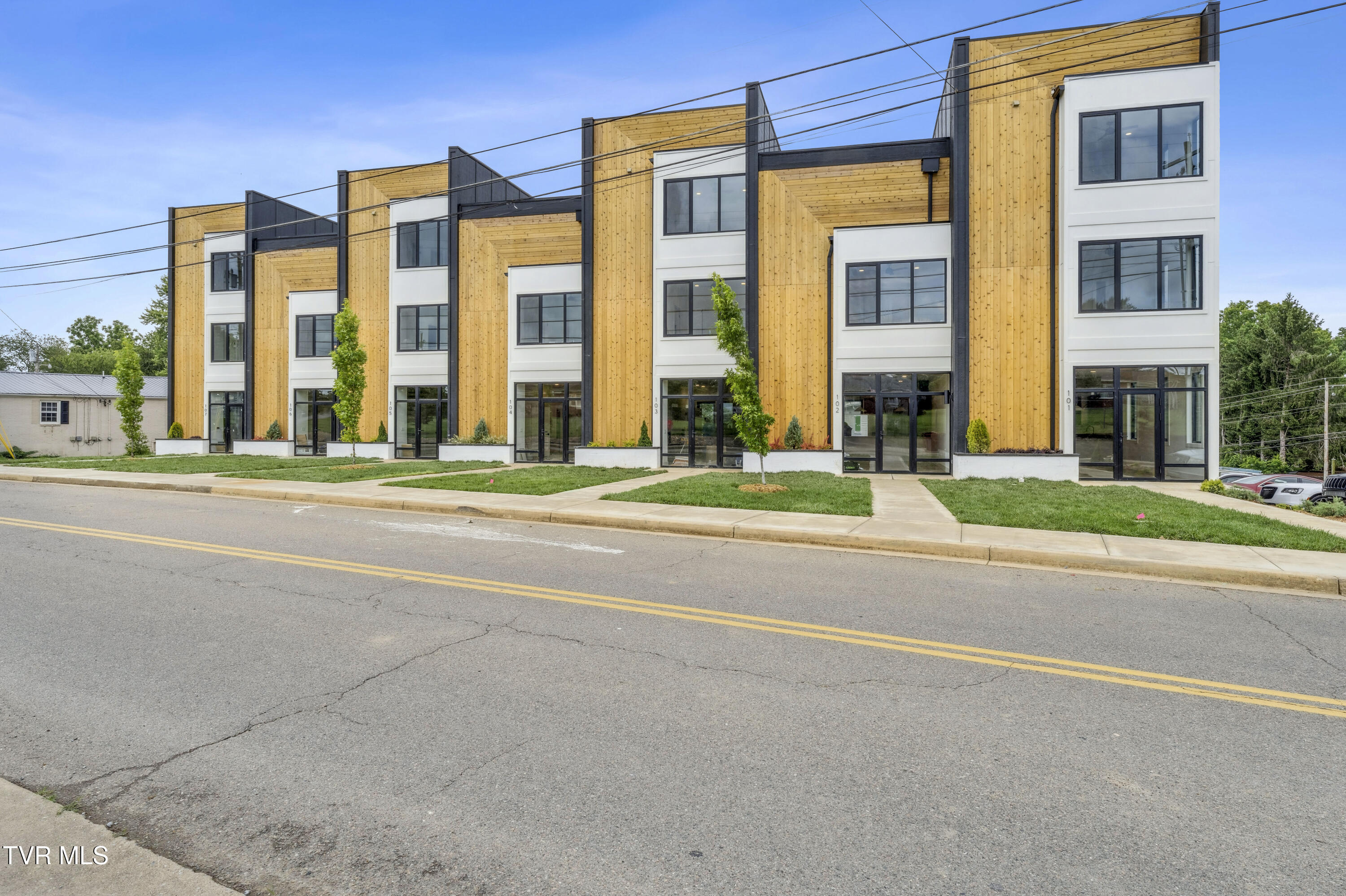 1533 Pactolas Road, Unit 105 Johnson City, TN 37604 - Photo 48 of 49 Pactolas2-18