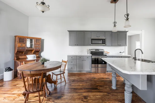 $289,500 | 430 Bundy Avenue, New Castle, IN 47362