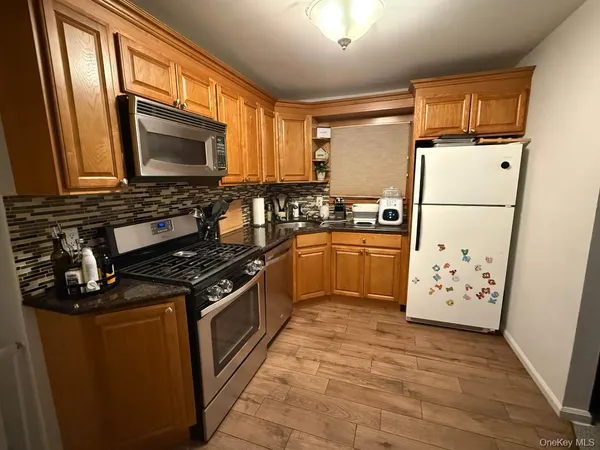 $2,300 | Undisclosed Address | Old Howard Beach
