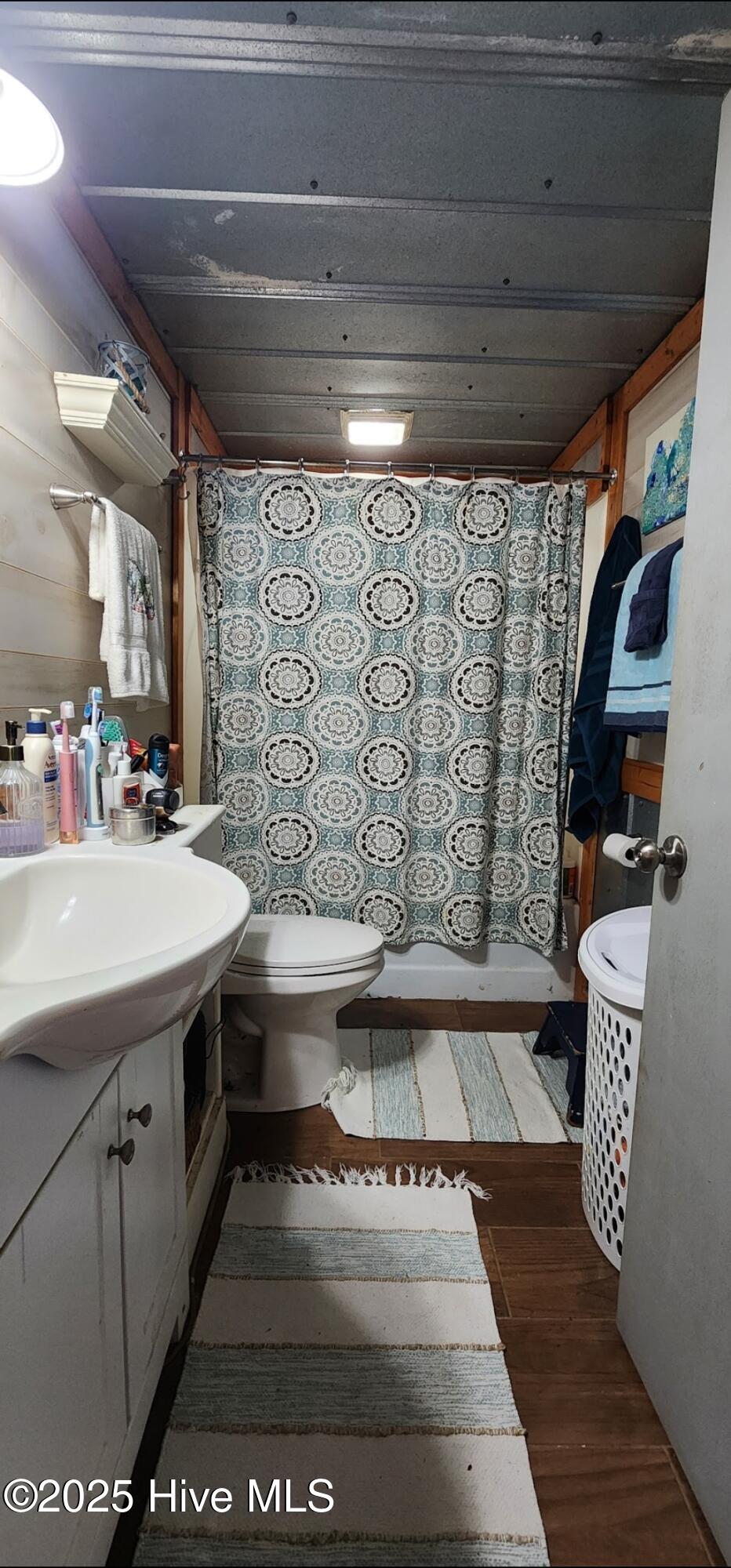 2825 East Old Spring Hope Road Nashville, NC 27856 - Photo 6 of 11 Screenshot_20251219_151555_Photos