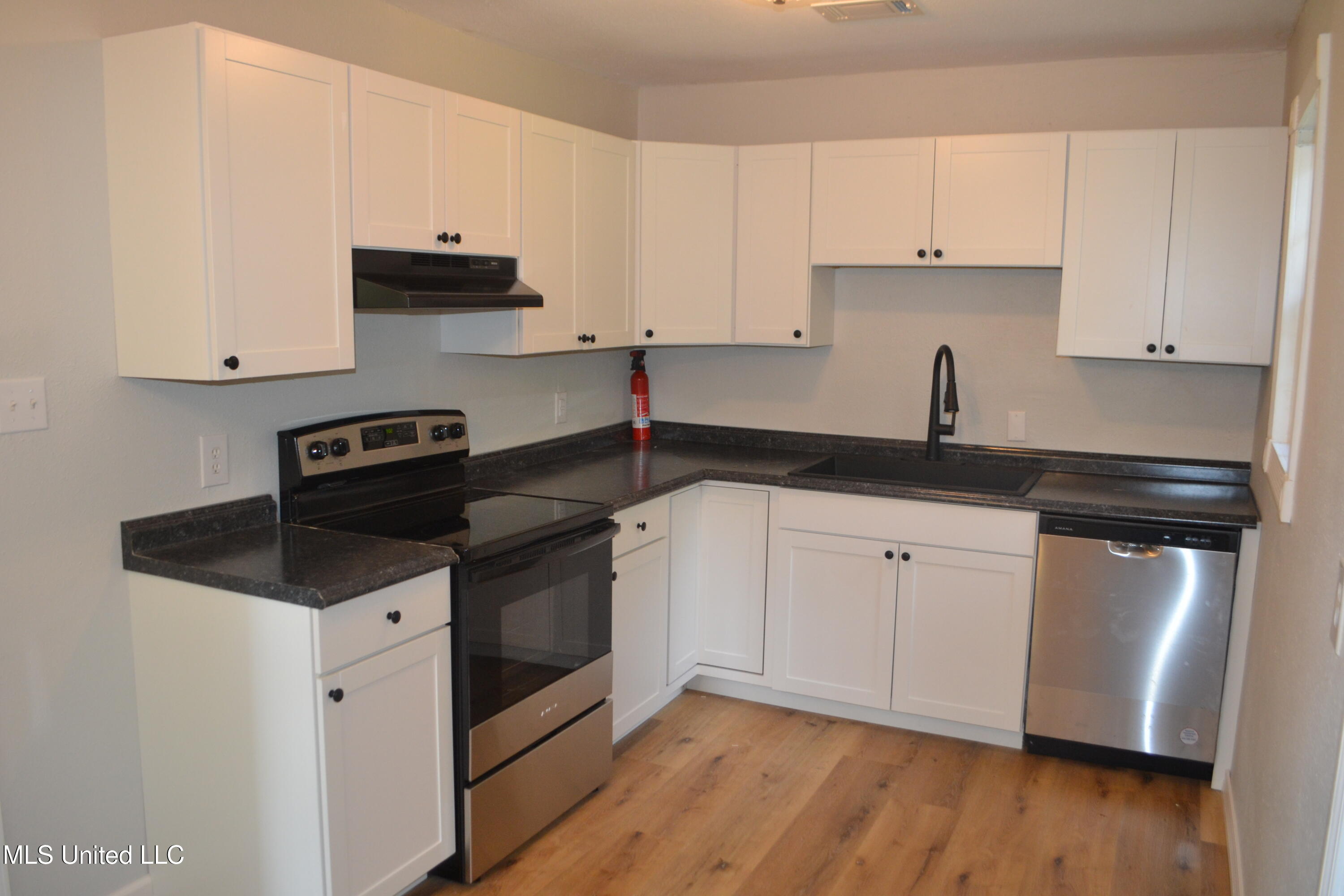 4848 Devon Street Moss Point, MS 39563 - Photo 19 of 20 DSC_0402