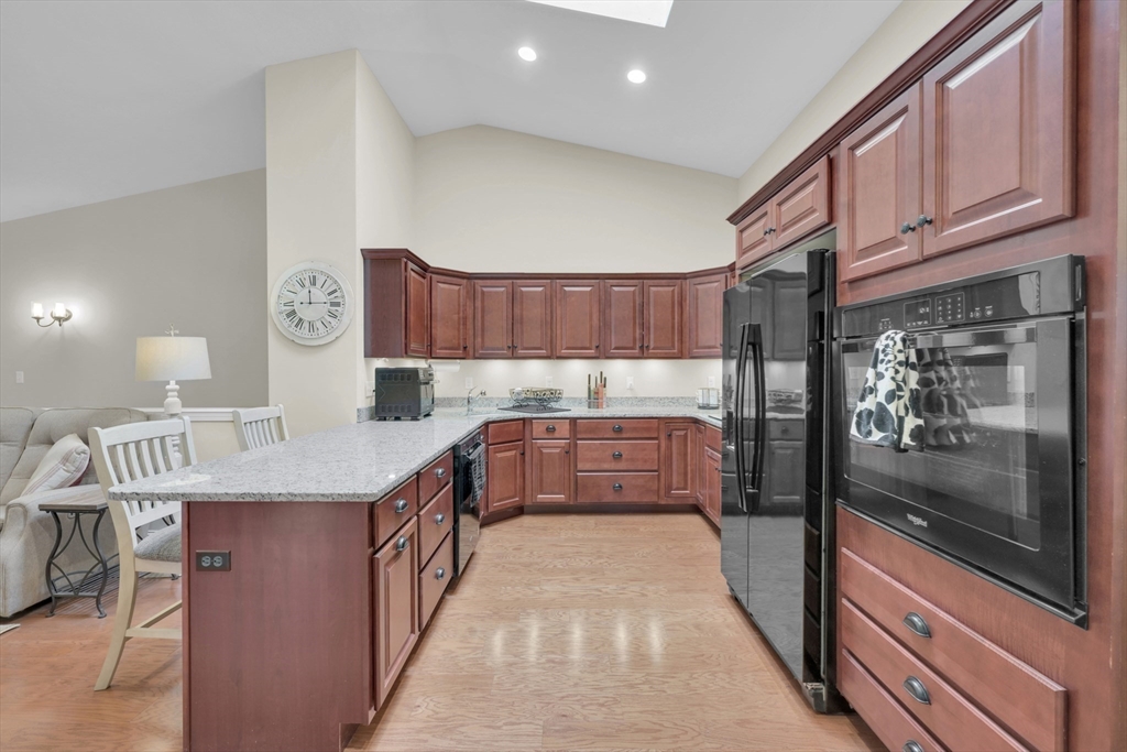32 Village Road, Unit 32 Paxton, MA 01612 - Photo 8 of 32 Gallery Image 8
