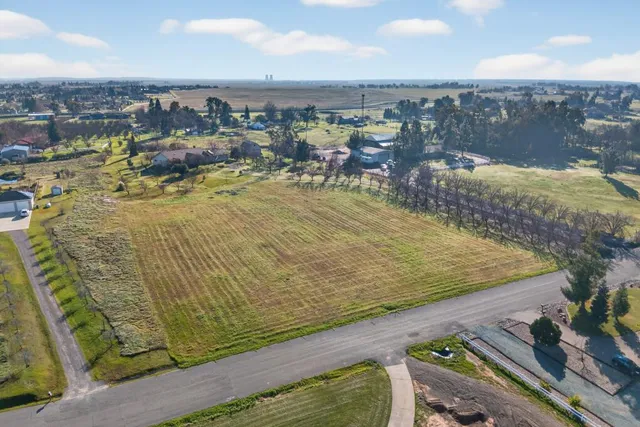 $1,050,000 | 9425 Montevideo Drive, Wilton, CA 95693