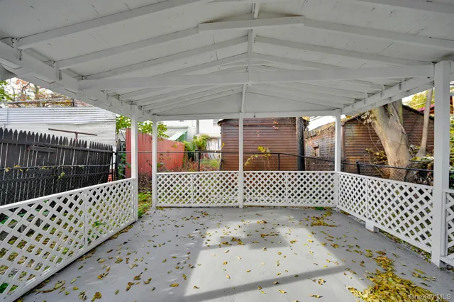 $849,000 | 148 South 13th Avenue, Mount Vernon, NY 10550