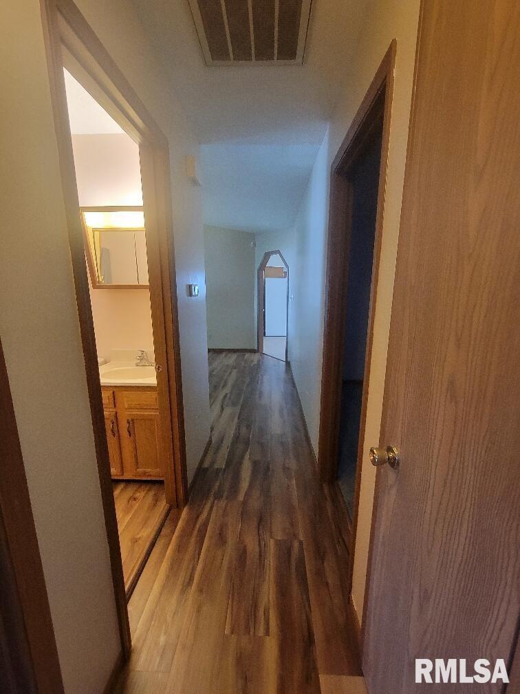 1917 Scarbrough Road Springfield, IL 62702 - Photo 14 of 34