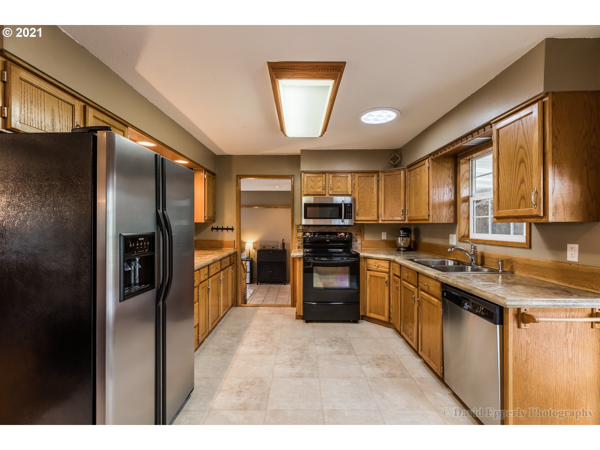 34455 Berg Road Warren, OR 97053 - Photo 5 of 28 Gallery Image 5