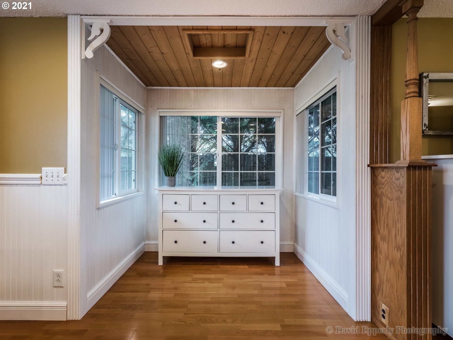 34455 Berg Road Warren, OR 97053 - Photo 10 of 28 Gallery Image 10
