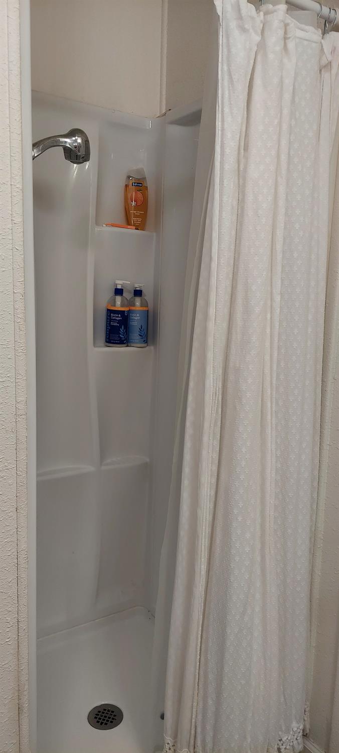1300 West Olson Avenue, Unit 129 Reedley, CA 93654 - Photo 32 of 33