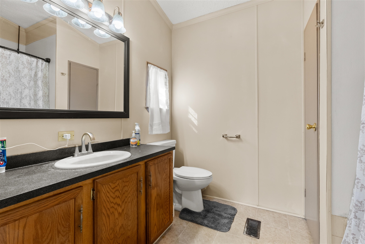 104 Seneca Street Decatur, MI 49045 - Photo 16 of 35