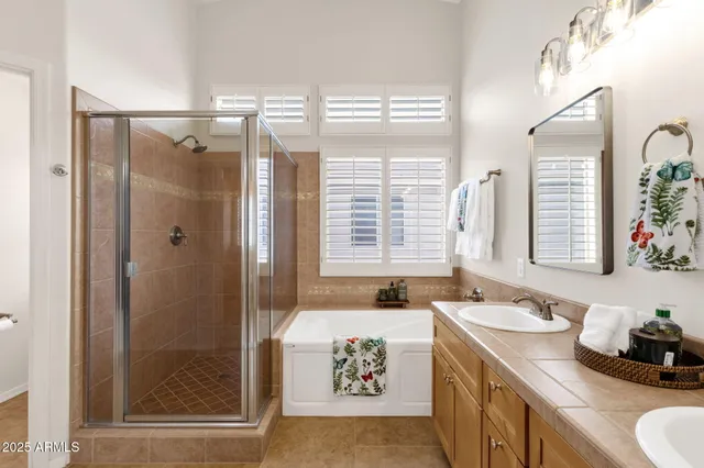 $739,900 | 1678 East Rawhide Street, Gilbert, AZ 85296