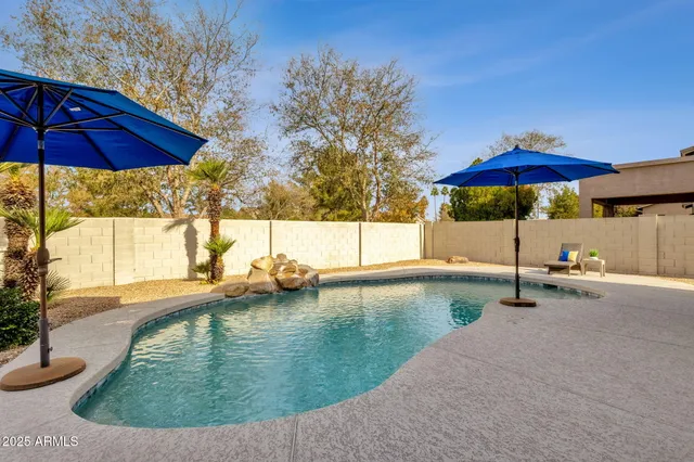 $739,900 | 1678 East Rawhide Street, Gilbert, AZ 85296