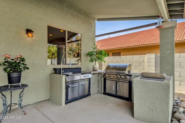 $739,900 | 1678 East Rawhide Street, Gilbert, AZ 85296