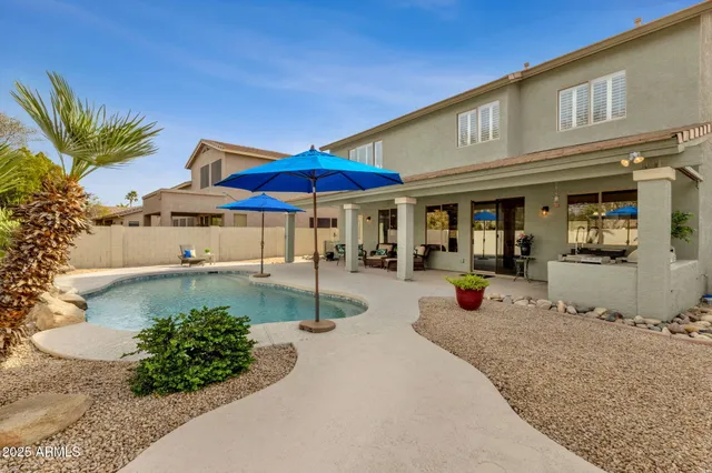 $739,900 | 1678 East Rawhide Street, Gilbert, AZ 85296