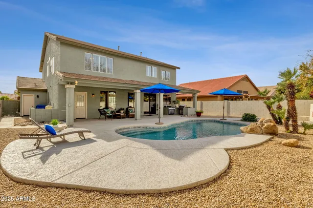 $729,900 | 1678 East Rawhide Street, Gilbert, AZ 85296