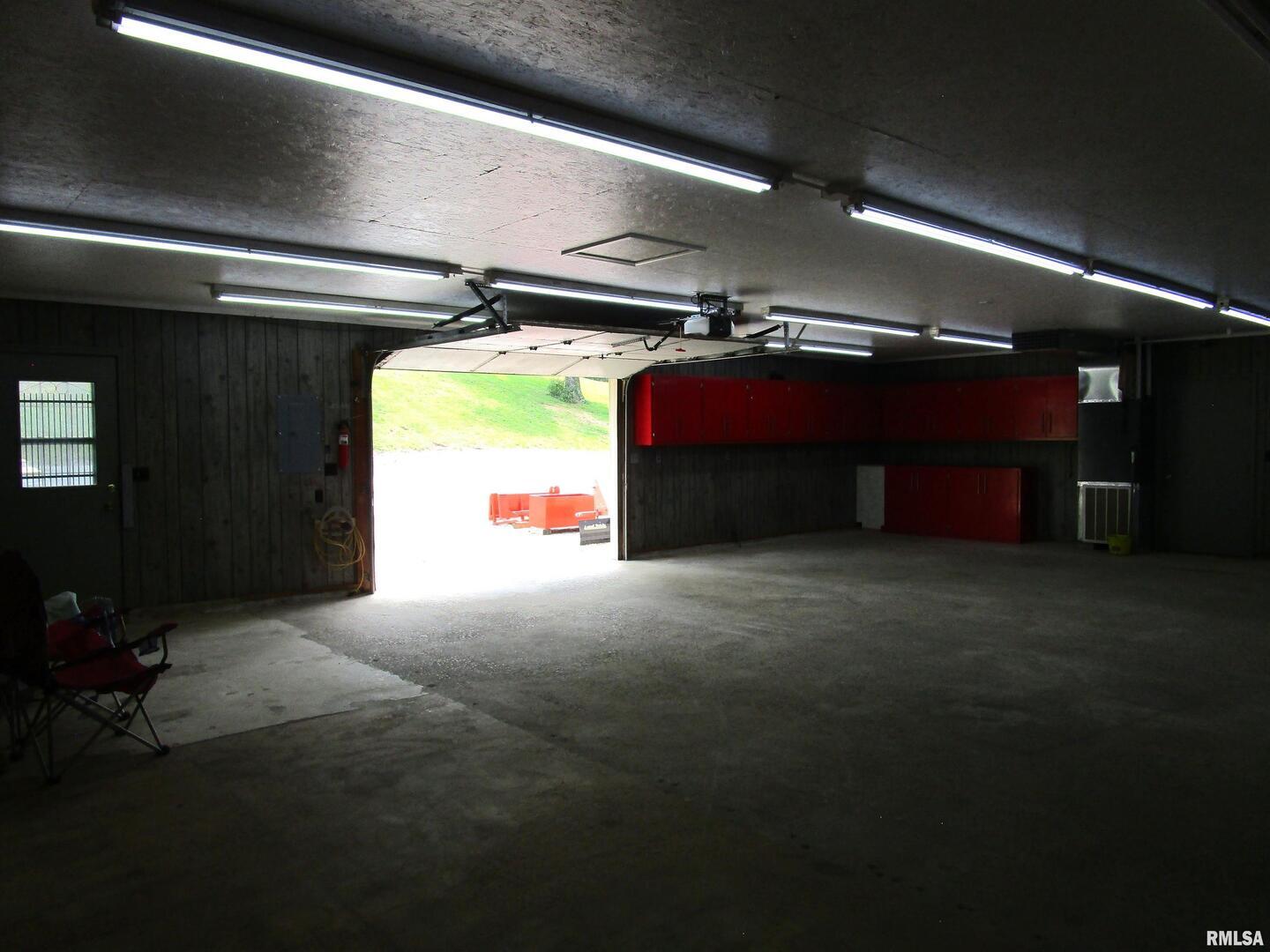 1253 County Road 800 East Carmi, IL 62821 - Photo 4 of 51 a view of parking area