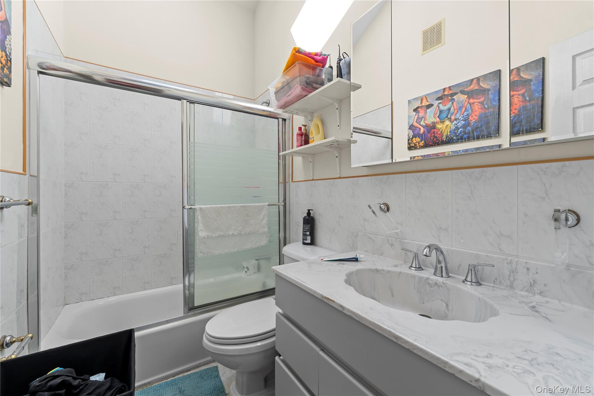 372 Madison Street Franklin Square, NY 11010 - Photo 13 of 26