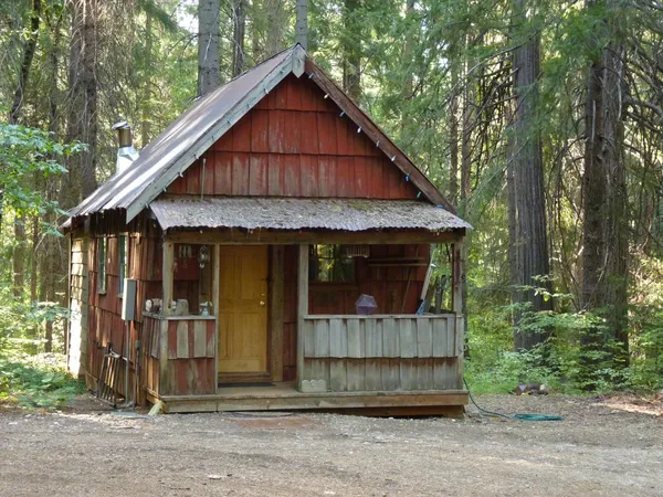 $379,000 | 14138 La Porte Road, Strawberry Valley, CA 95981