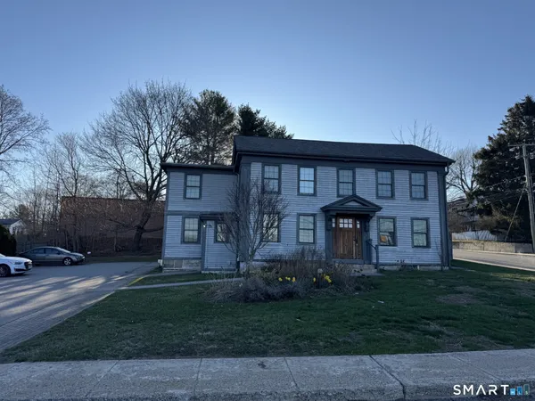 $1,500 | 3 East Pattagansett Road, Unit B, East Lyme, CT 06357