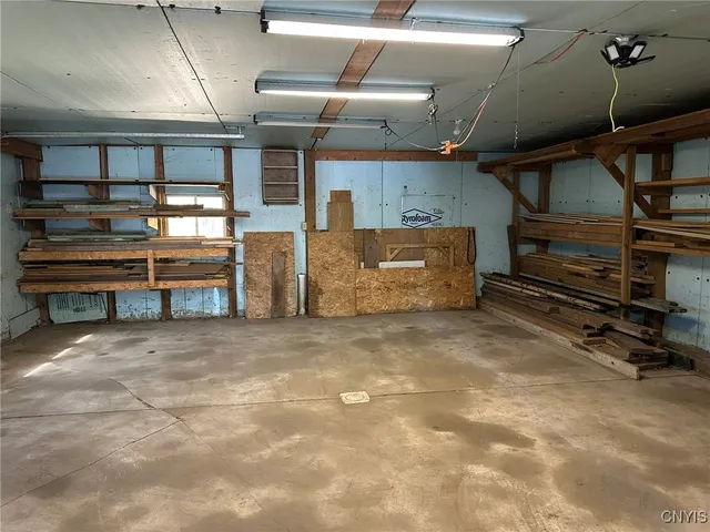 $399,900 | 6065 Highway 291, Marcy, NY 13403