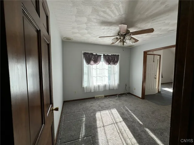 $399,900 | 6065 Highway 291, Marcy, NY 13403