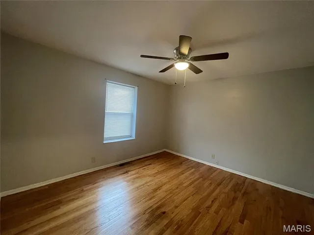 $850 | 253 Chambers Road, Unit A, St. Louis, MO 63137