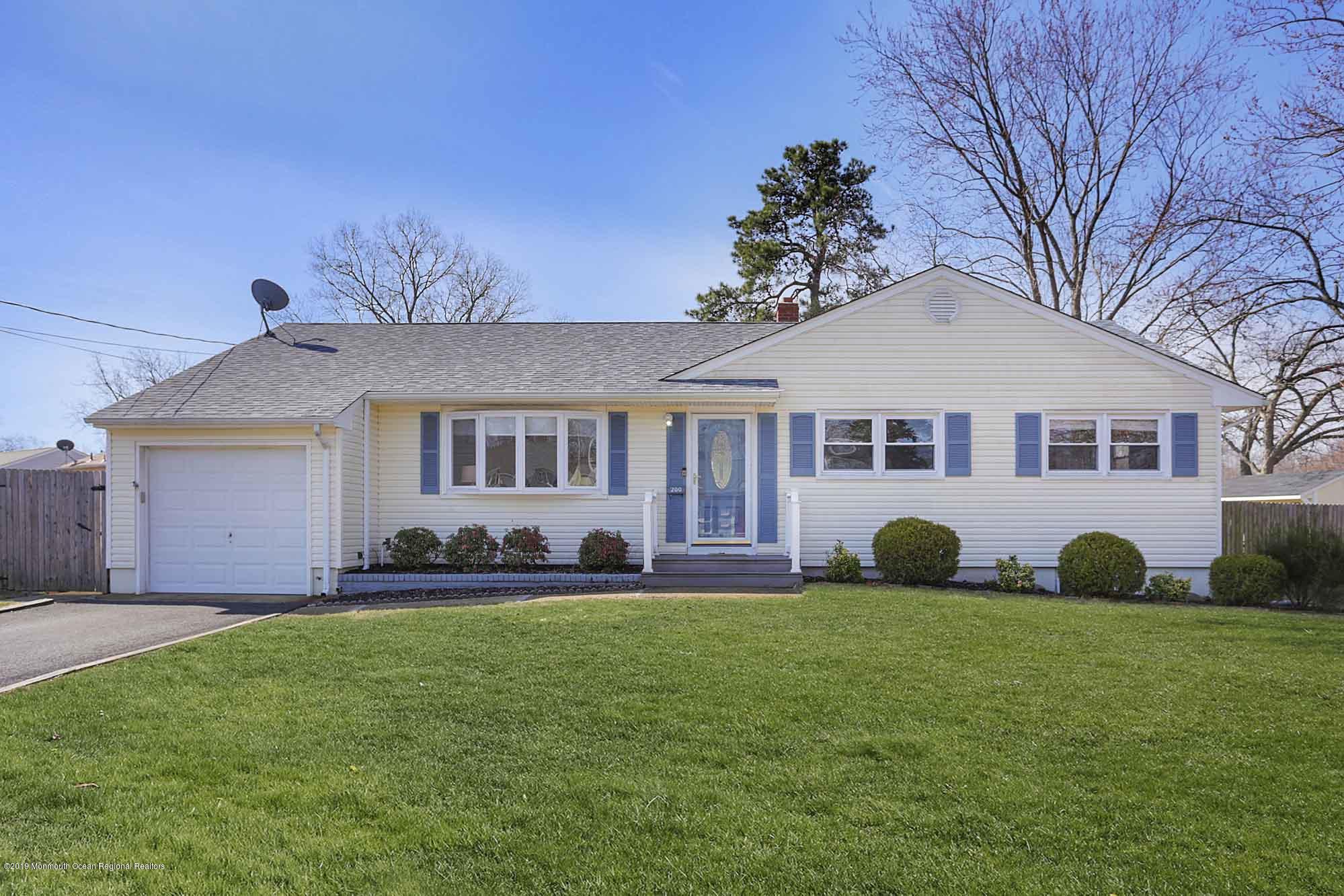 200 Green Tree Road Brick, NJ 08724 - Photo 2 of 22 IMG_9231_2_3_4_5