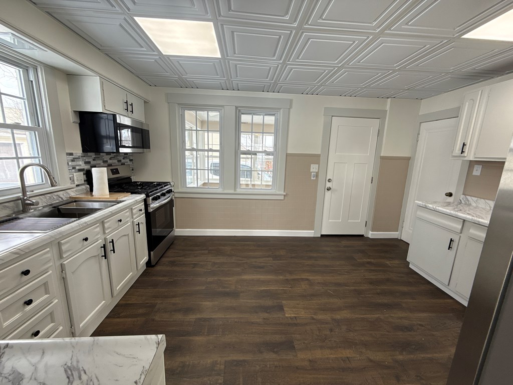1356 Pittsburgh Road Franklin, PA 16323 - Photo 7 of 39 Gallery Image 7