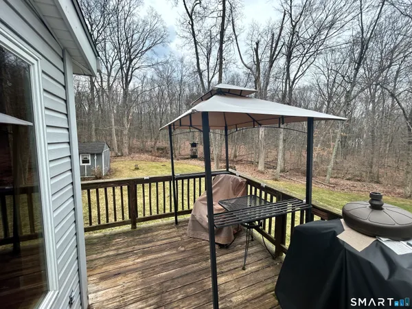 $359,900 | 72 Willie Circle, Tolland, CT 06084