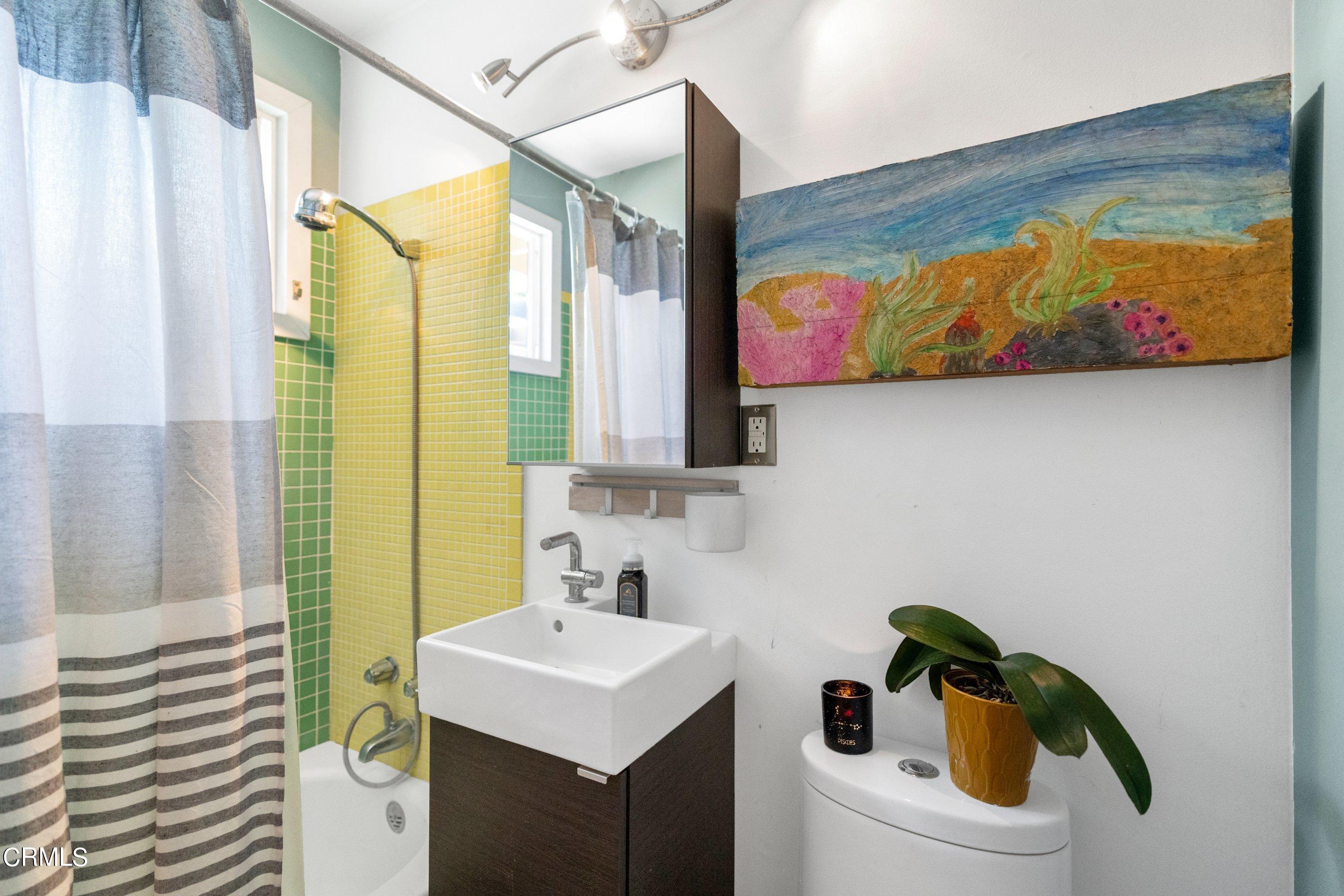 1860 Volk Avenue Long Beach, CA 90815 - Photo 28 of 47 1860_volk_ave_12