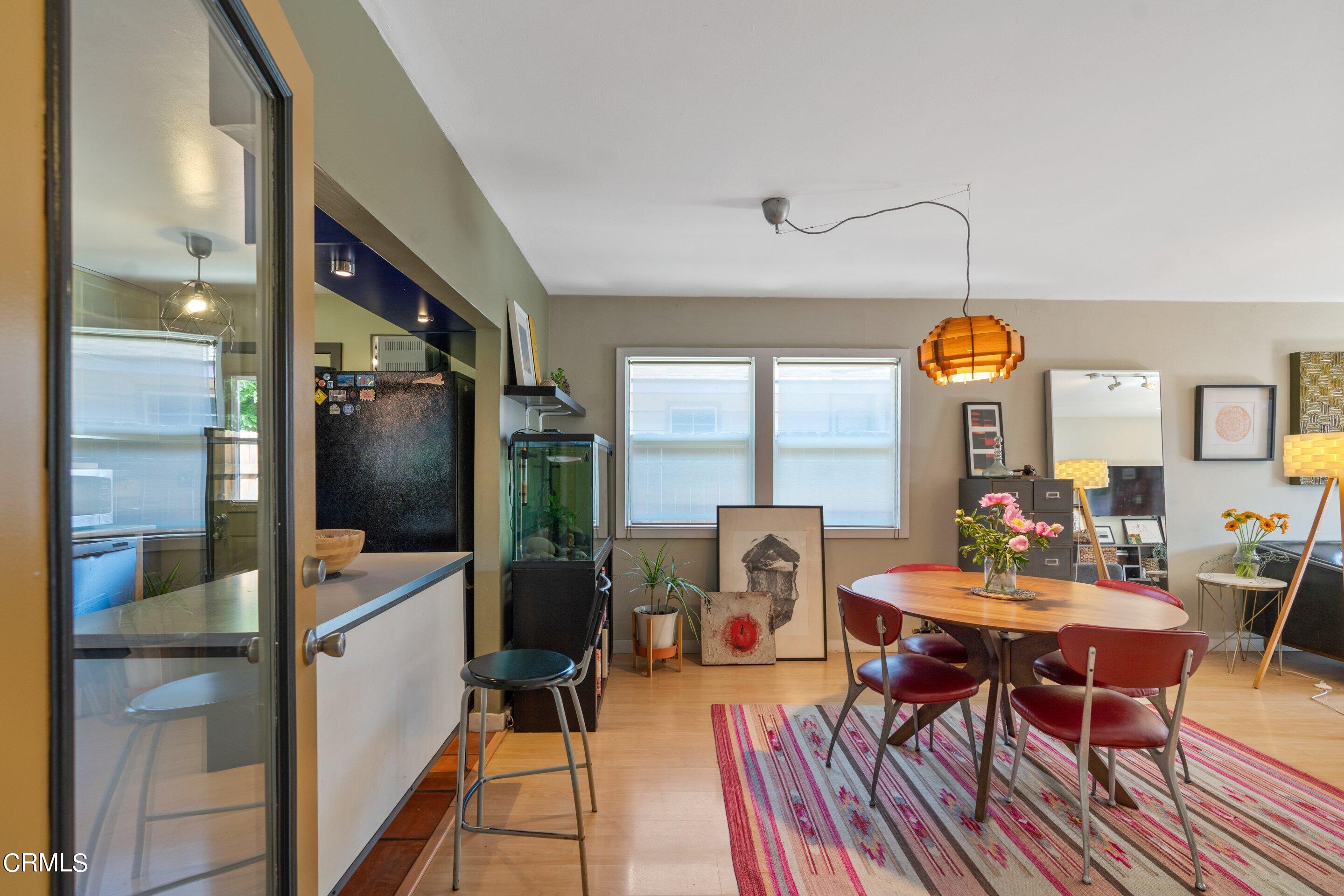 1860 Volk Avenue Long Beach, CA 90815 - Photo 7 of 47 1860_volk_ave_3b