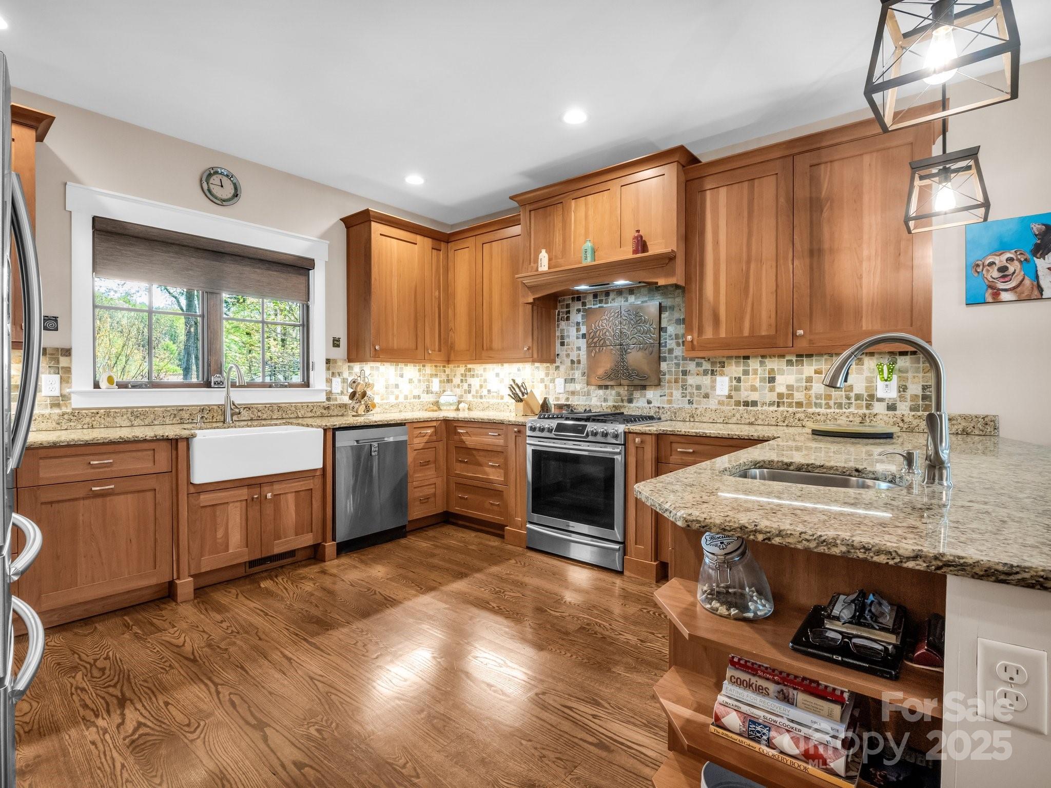 136 Firefly Cove Lake Lure, NC 28746 - Photo 10 of 48