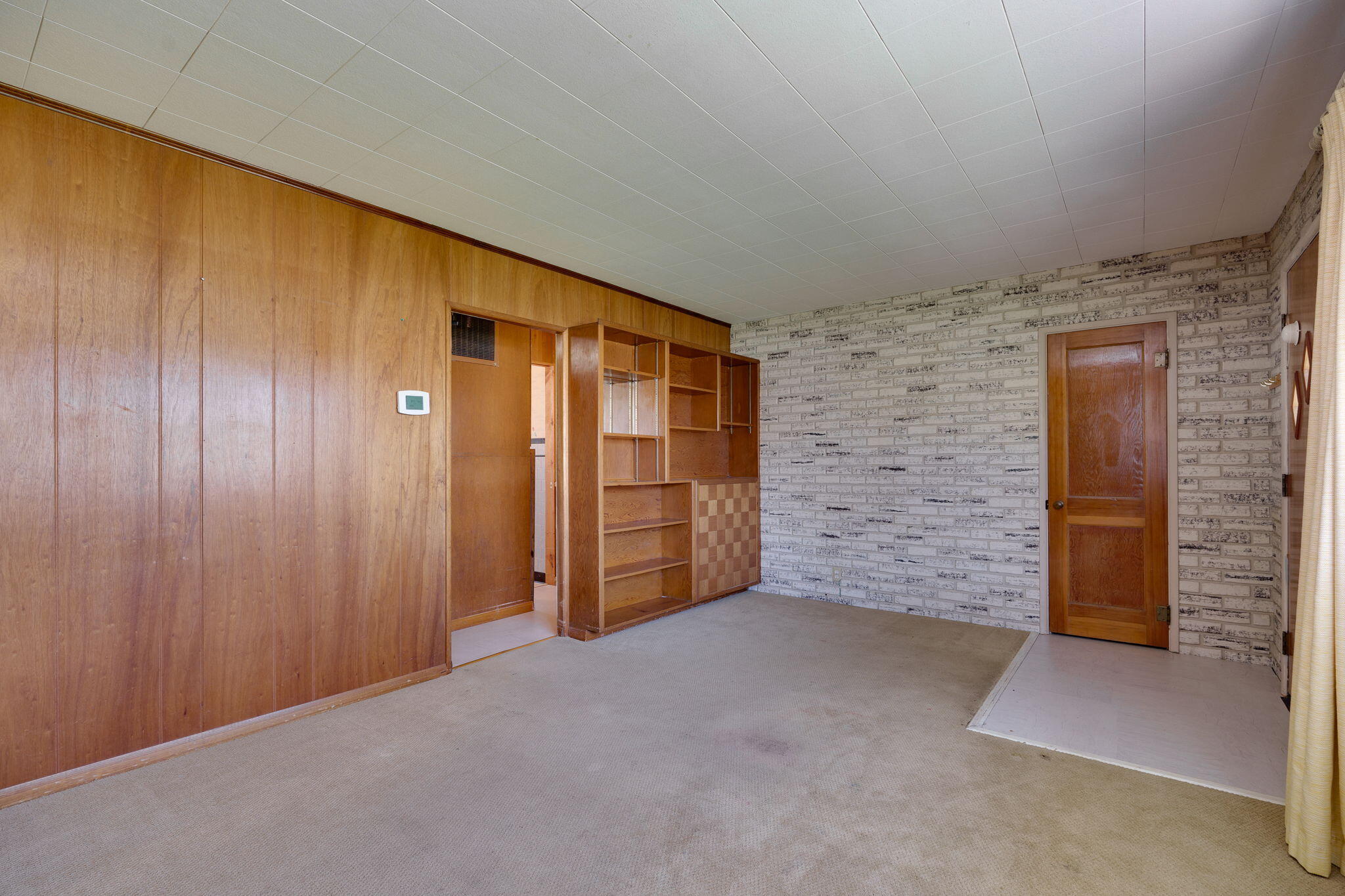 1611 Memorial Drive Springfield, OH 45505 - Photo 9 of 37