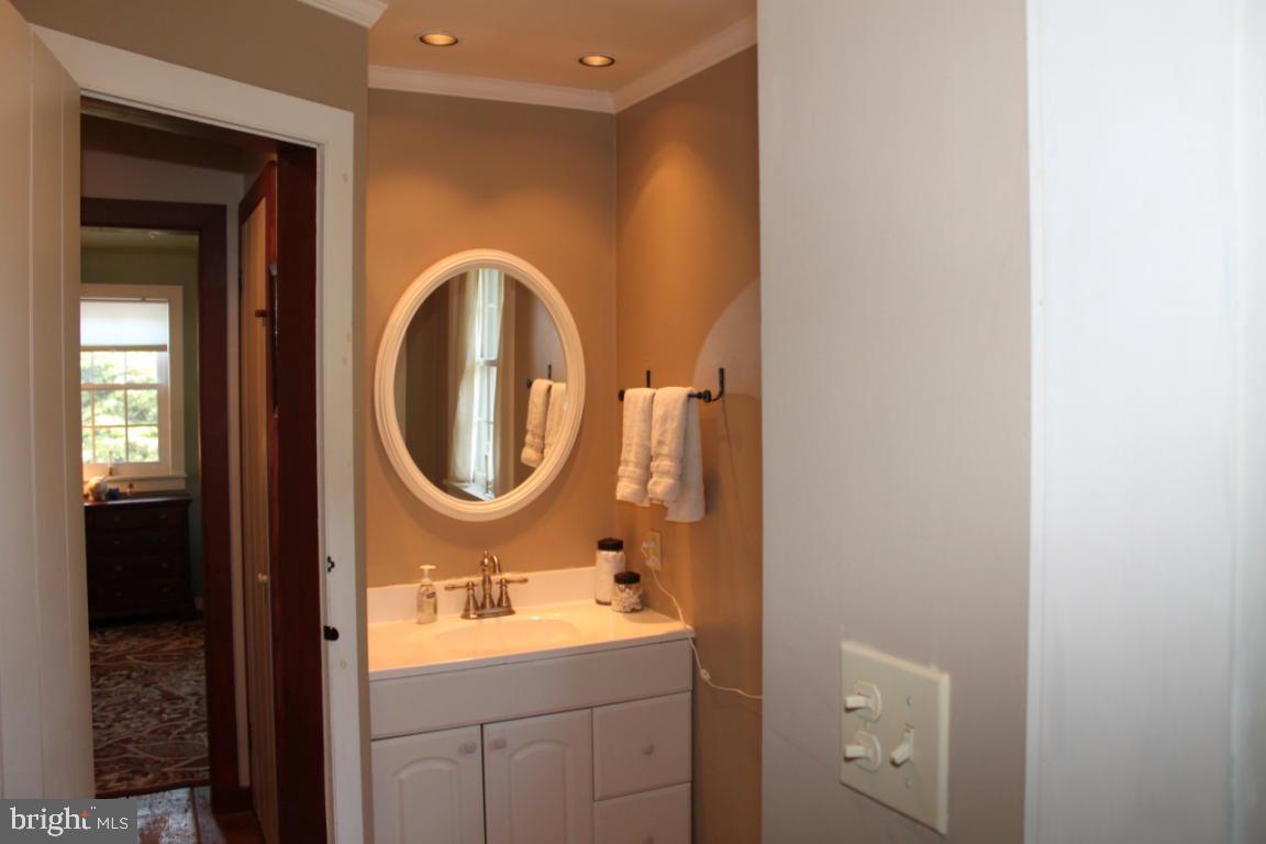 2130 Landis Valley Road Lancaster, PA 17601 - Photo 20 of 41