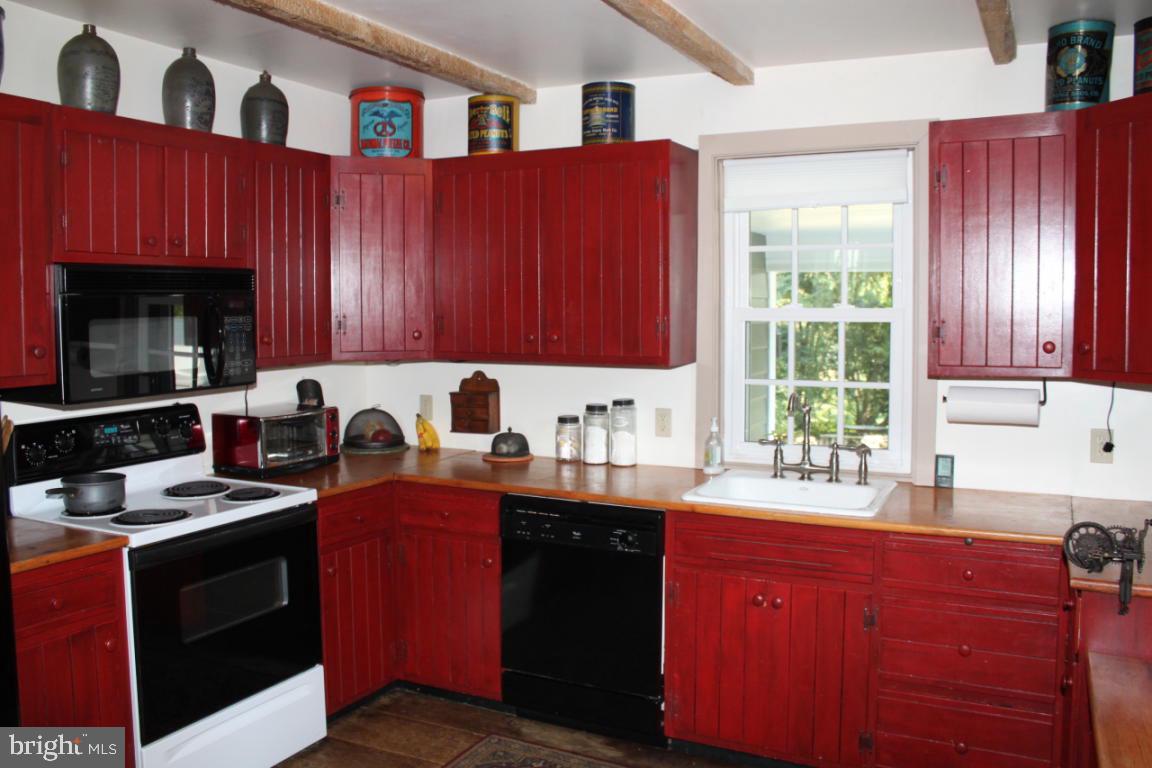 2130 Landis Valley Road Lancaster, PA 17601 - Photo 6 of 41