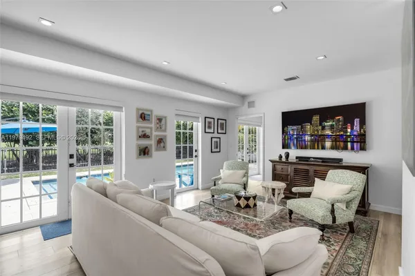 $3,750,000 | 707 West 54th Street, Miami Beach, FL 33140