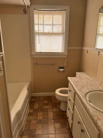 $1,275 | 924 Crockett Street, Amarillo, TX 79102