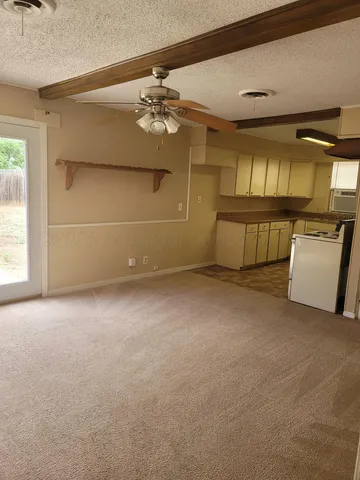 $1,275 | 924 Crockett Street, Amarillo, TX 79102