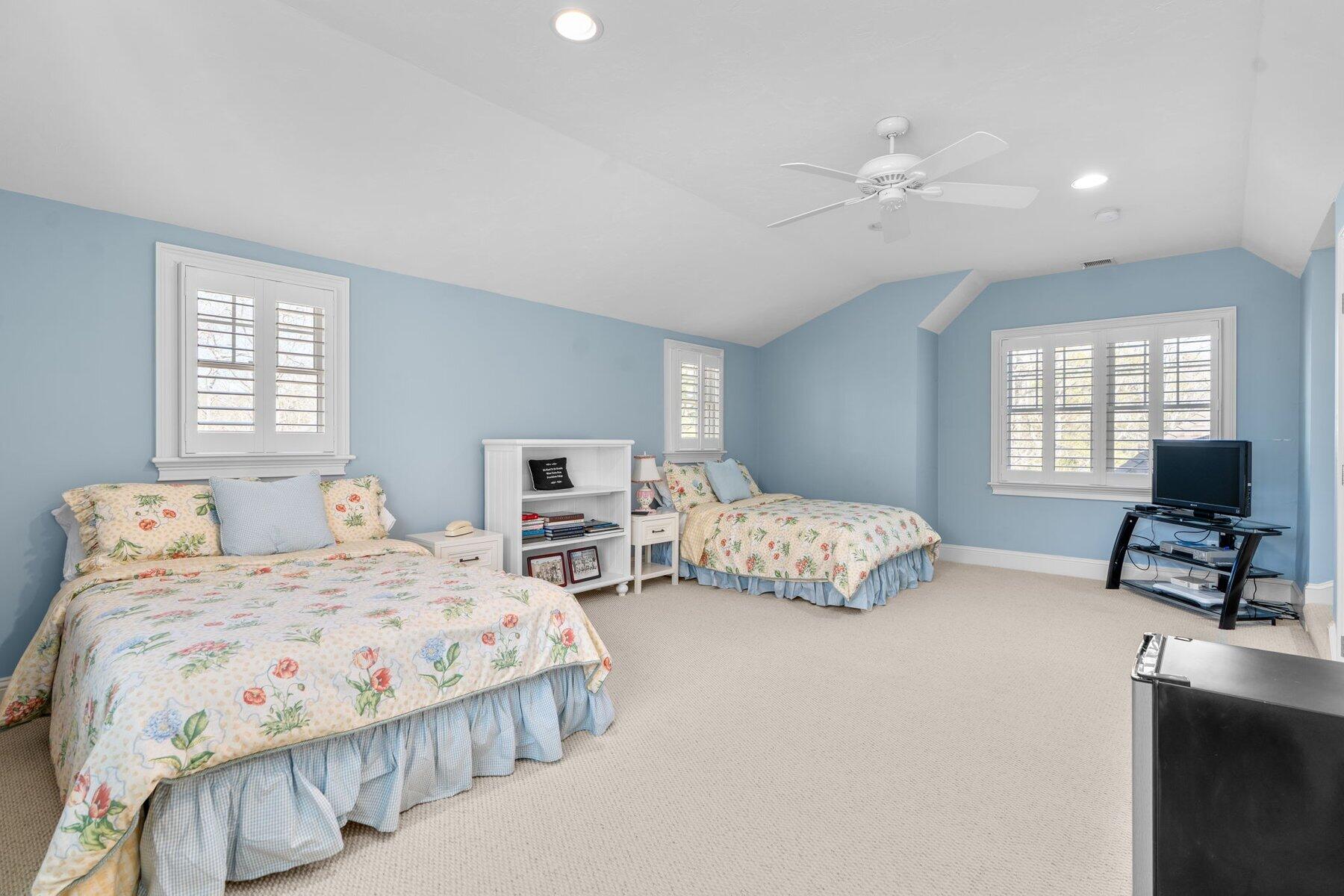 36 Troon Way Mashpee, MA 02649 - Photo 48 of 73 70-custom-36 Troon Way Hi Res-50