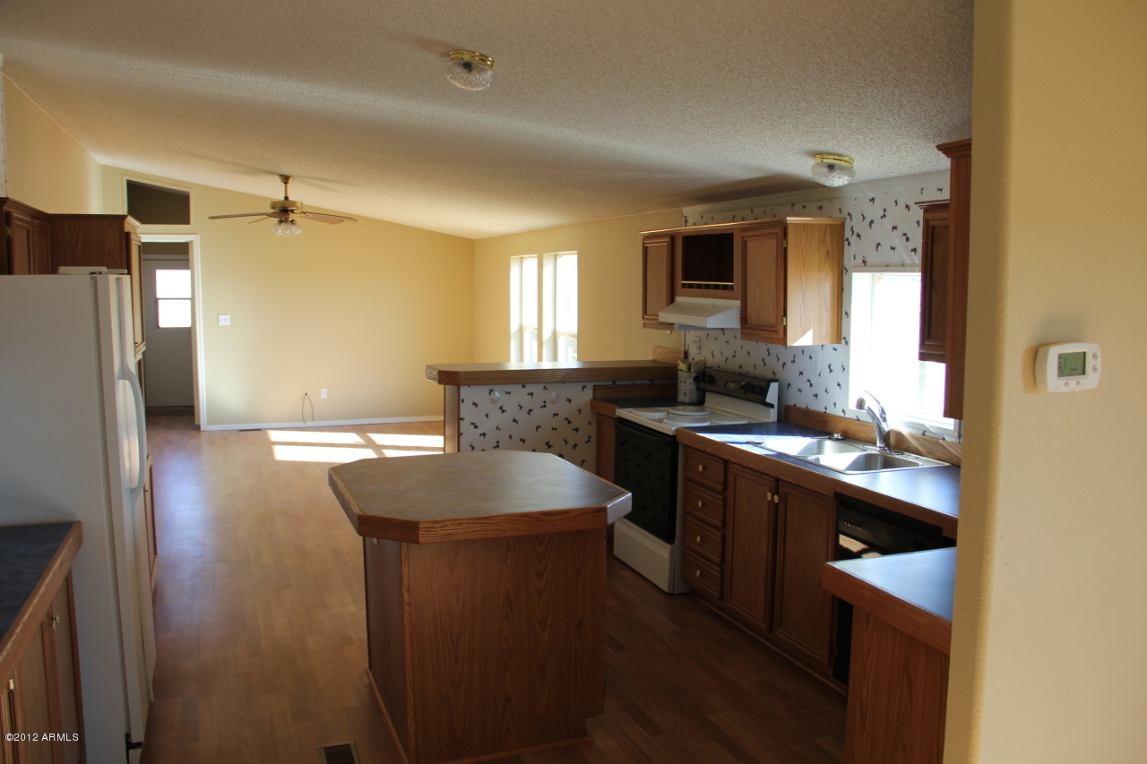 12145 North Pinto Road Maricopa, AZ 85139 - Photo 17 of 28 2512