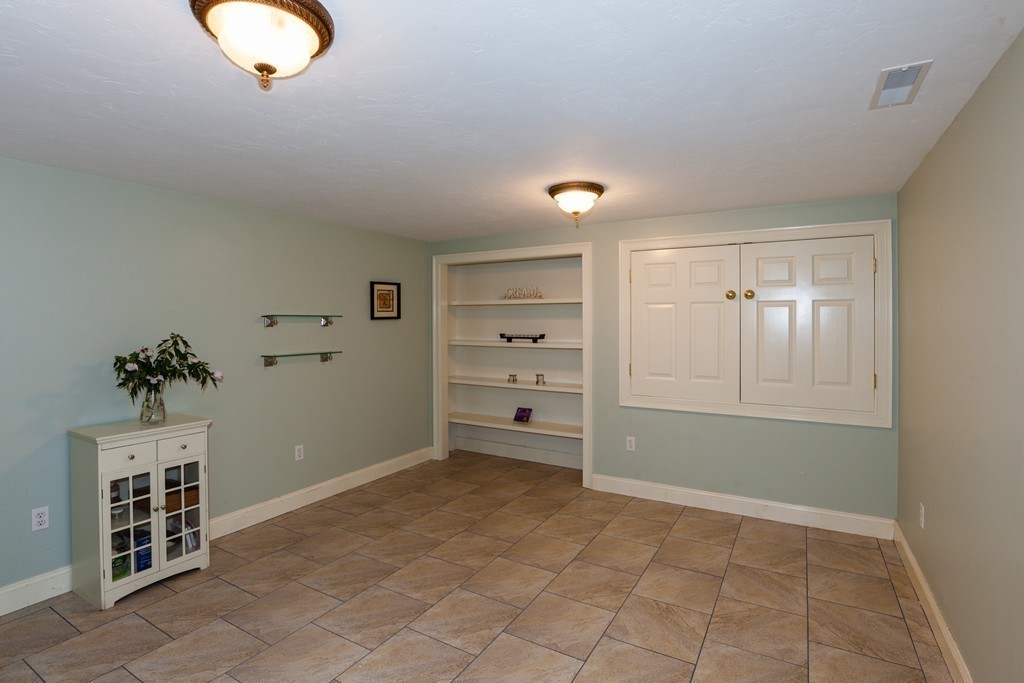 371 County Road Marion, MA 02738 - Photo 17 of 24