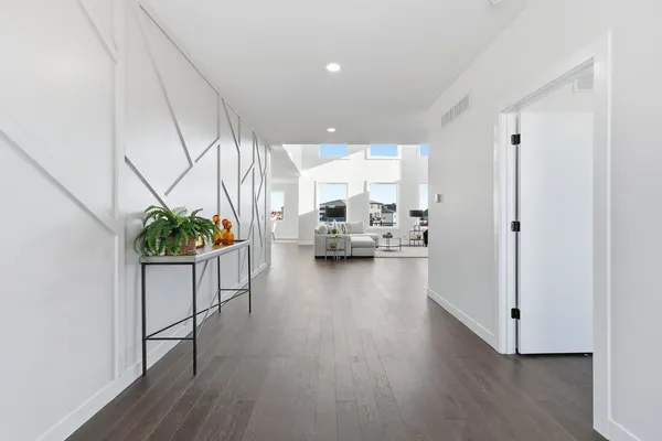 $975,000 | 6589 Blackbird Lane, Bettendorf, IA 52722