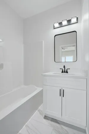 $975,000 | 6589 Blackbird Lane, Bettendorf, IA 52722