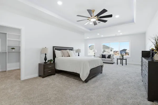 $975,000 | 6589 Blackbird Lane, Bettendorf, IA 52722