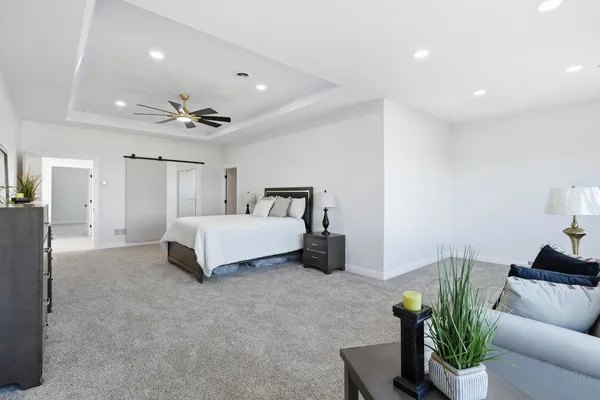 $975,000 | 6589 Blackbird Lane, Bettendorf, IA 52722