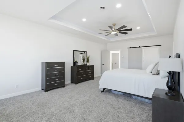 $975,000 | 6589 Blackbird Lane, Bettendorf, IA 52722