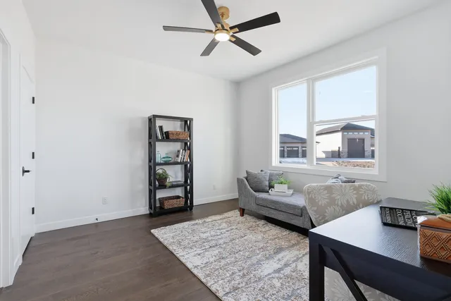 $975,000 | 6589 Blackbird Lane, Bettendorf, IA 52722