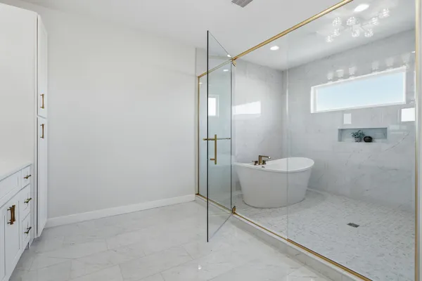 $975,000 | 6589 Blackbird Lane, Bettendorf, IA 52722