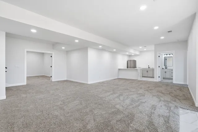 $975,000 | 6589 Blackbird Lane, Bettendorf, IA 52722