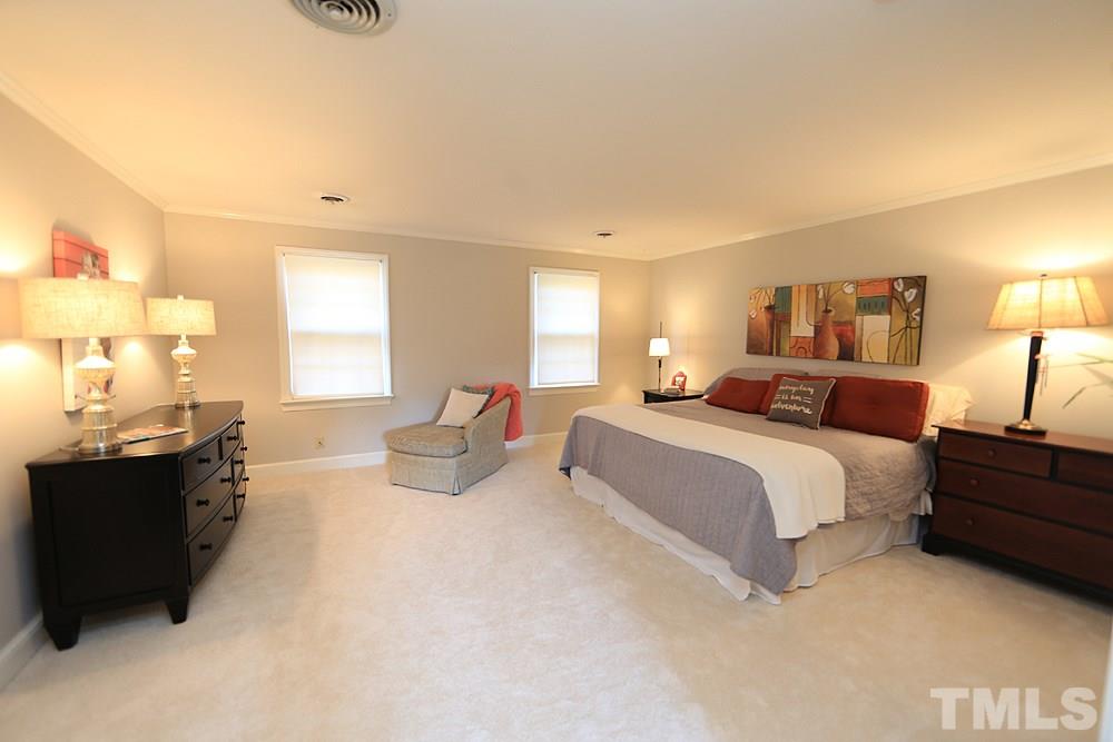 6805 Spring Run Circle Raleigh, NC 27615 - Photo 16 of 28
